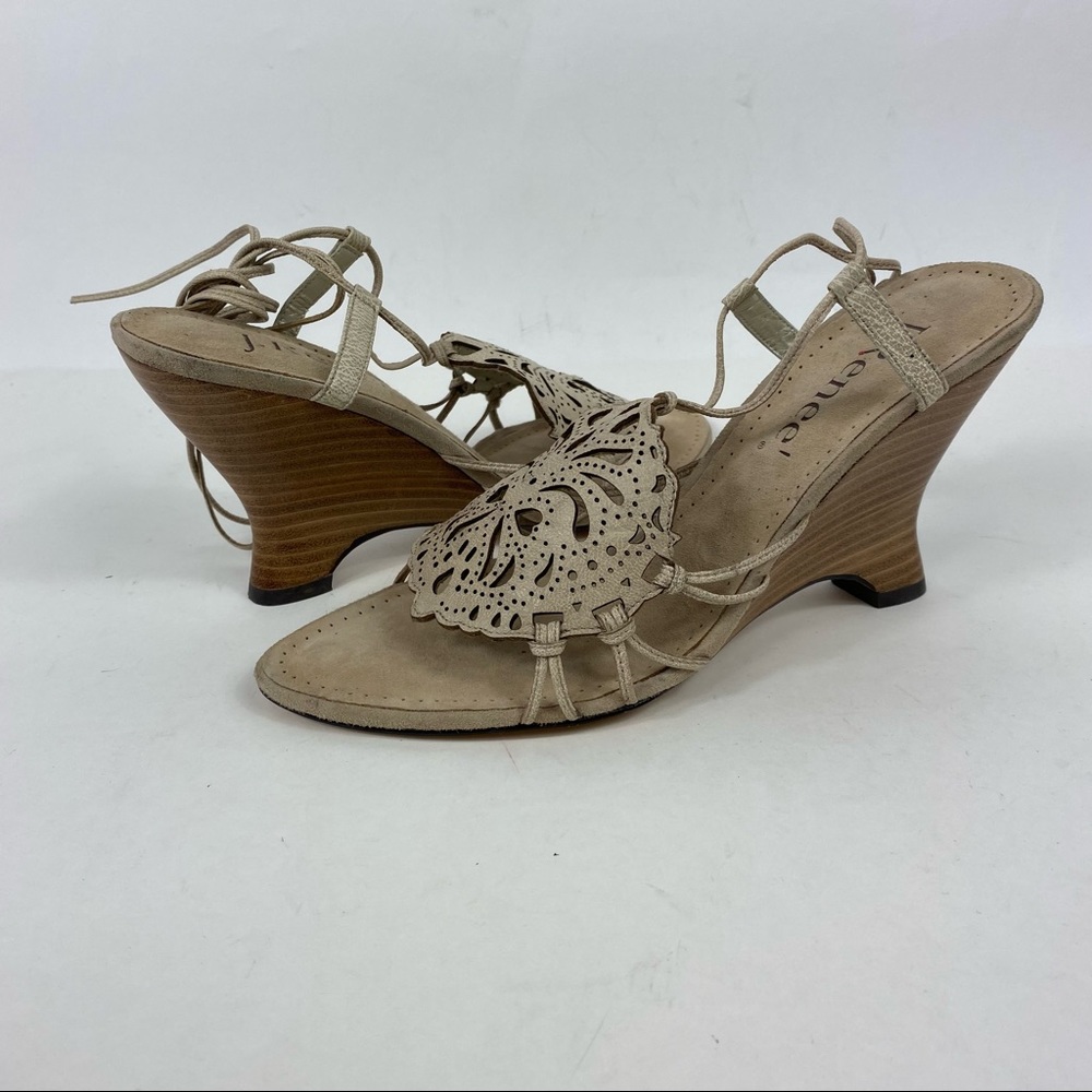 J. Renee Strappy Leather Wedge Heels Womens Size 9 M Cream Lazer Cut Medallion